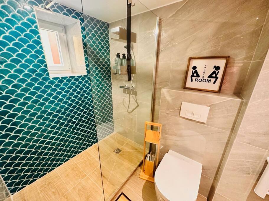 Les Appartements De Nana 2 - T2 Hypercentre, Rue Meynadier, Palais & Plage, Clim, Wifi Cannes Exterior photo